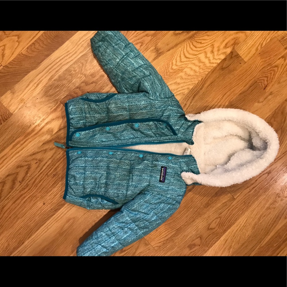 2T girls reversible Patagonia winter coat